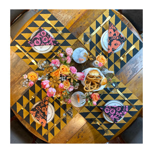 THE TILES AND FLOWERS TABLESCAPE - 4/6 PAX