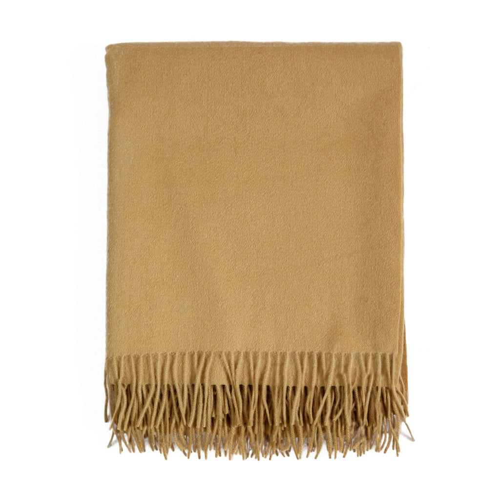 CLASSIC FRINGED THROW